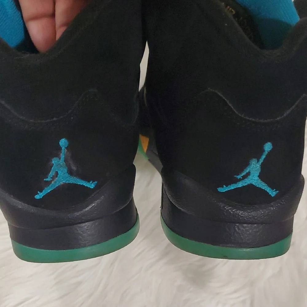 Jordan 5 Retro Aqua Sneakers - Black - Picture 7 of 16